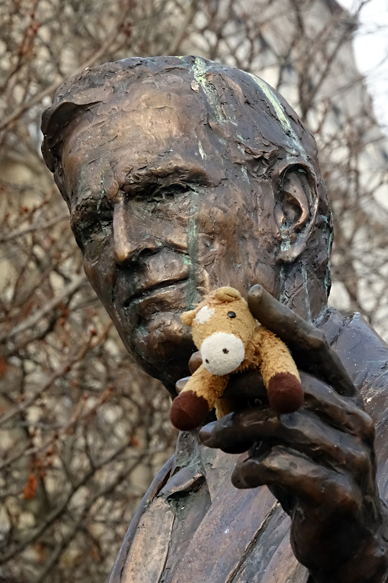 Budapest - George Bush Statue