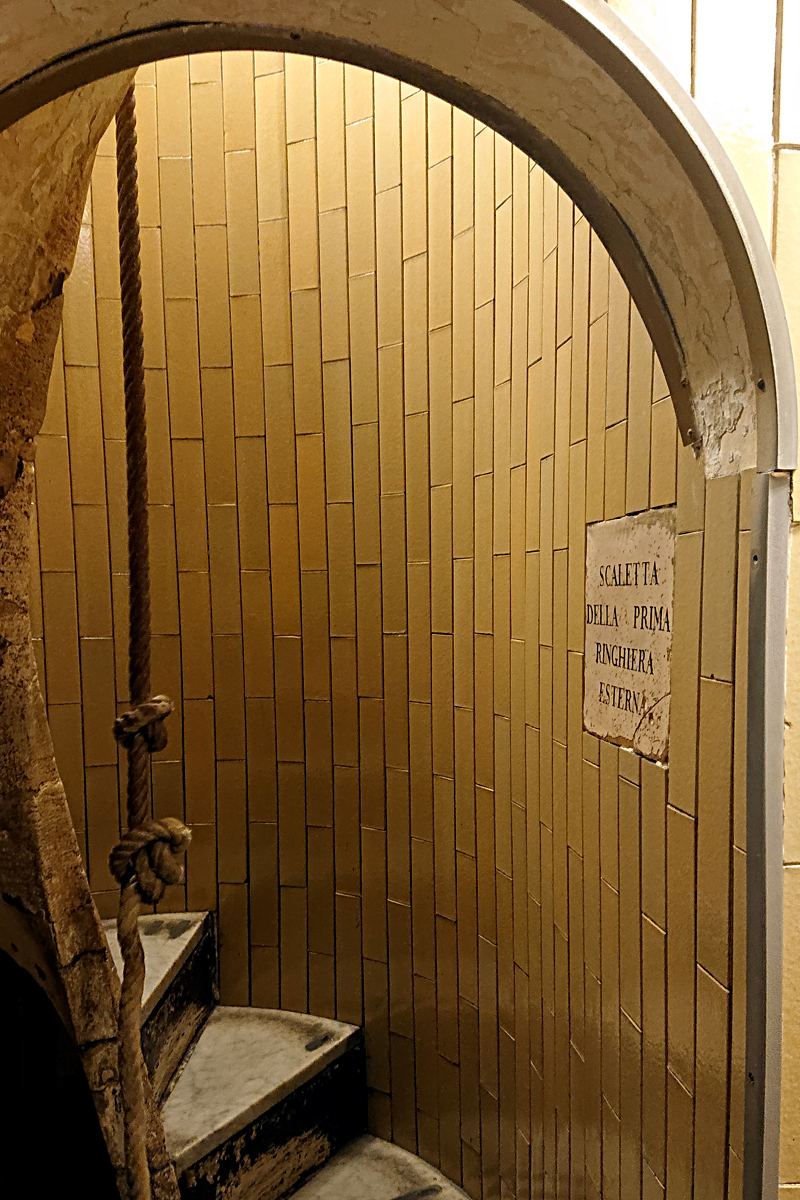 Petersdom - Wendeltreppe zur Kuppel