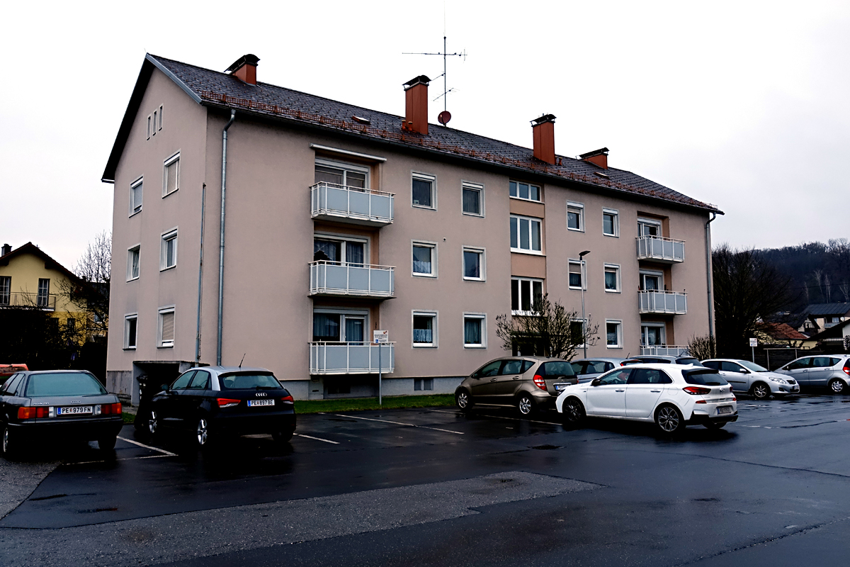 KZ Gusen - Gelände des ehemaligen Häftlings-Krankenreviers KZ Gusen - Gelände des ehemaligen Häftlings-Krankenreviers