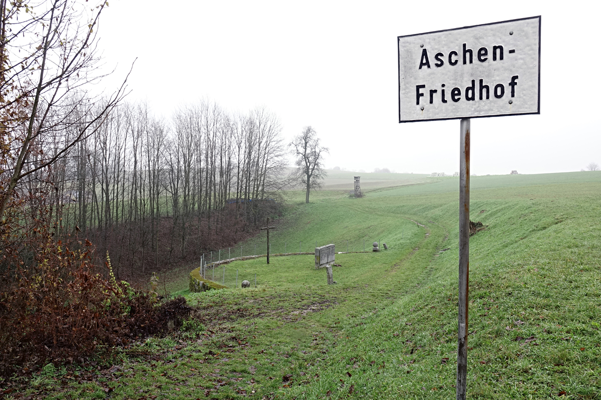 KZ Mauthausen - Aschenfriedhof KZ Mauthausen - Aschenfriedhof