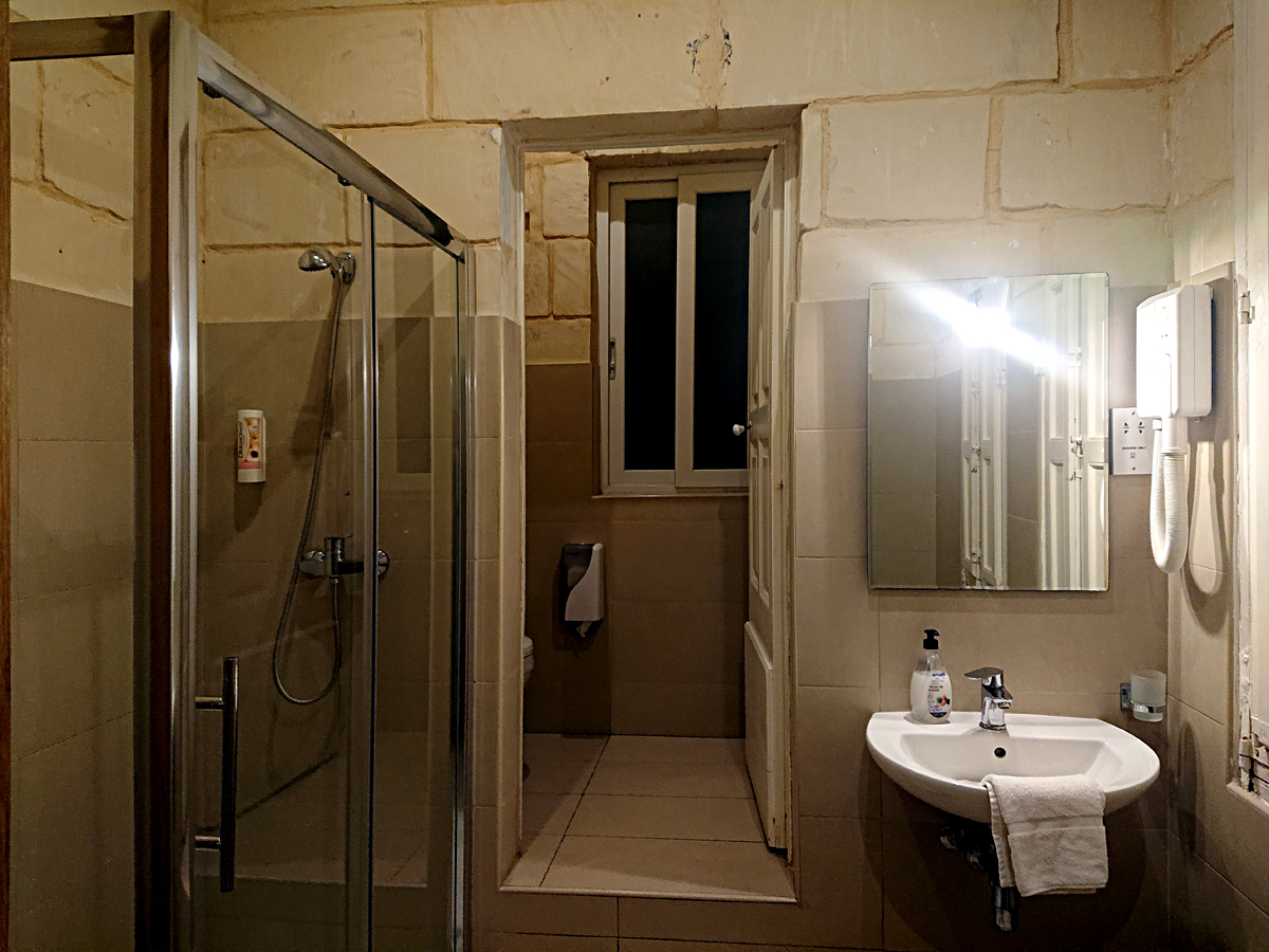 Point De Vue Guesthouse