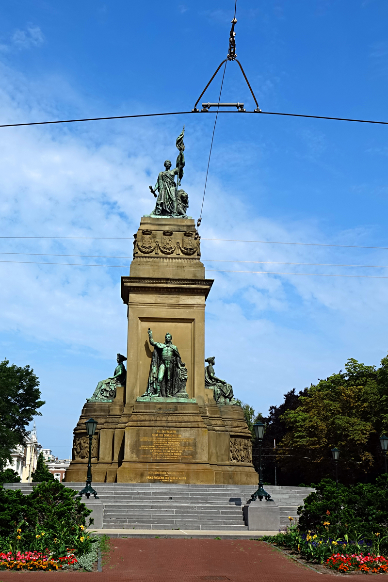 Den Haag - Unabhängigkeitsdenkmal