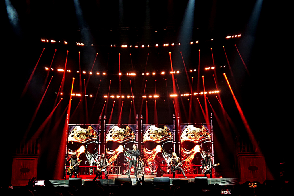 Amsterdam - Alice Cooper