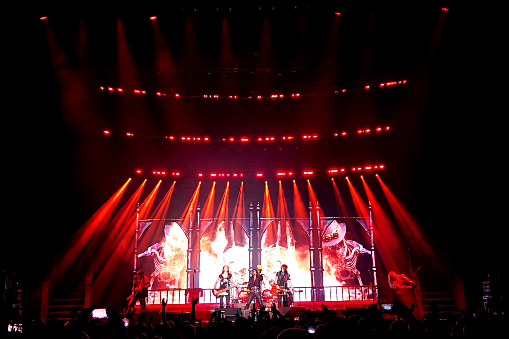 Amsterdam - Alice Cooper