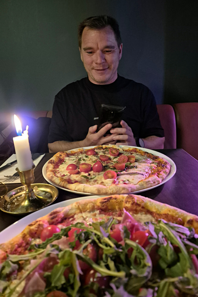 Helsinki Marathon 2025 - Pizza