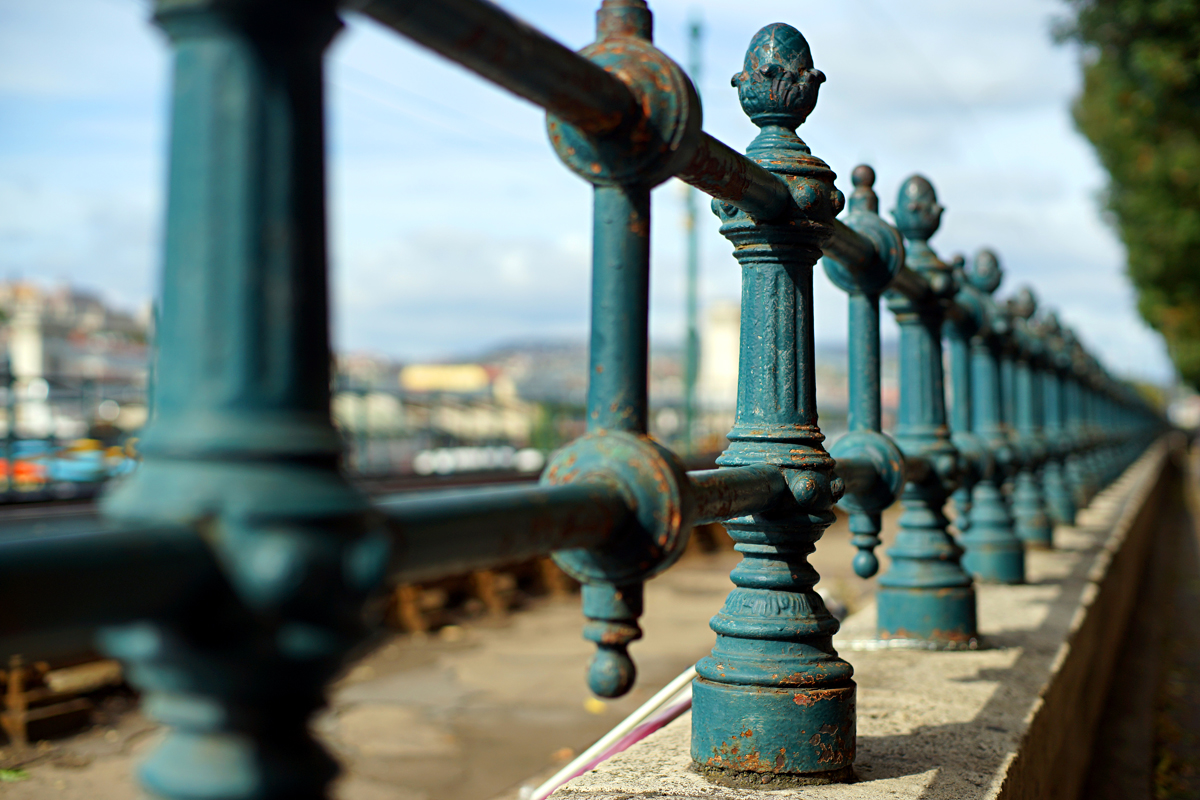 2025-10-11-Budapest-BUD00115 Donaupromenade