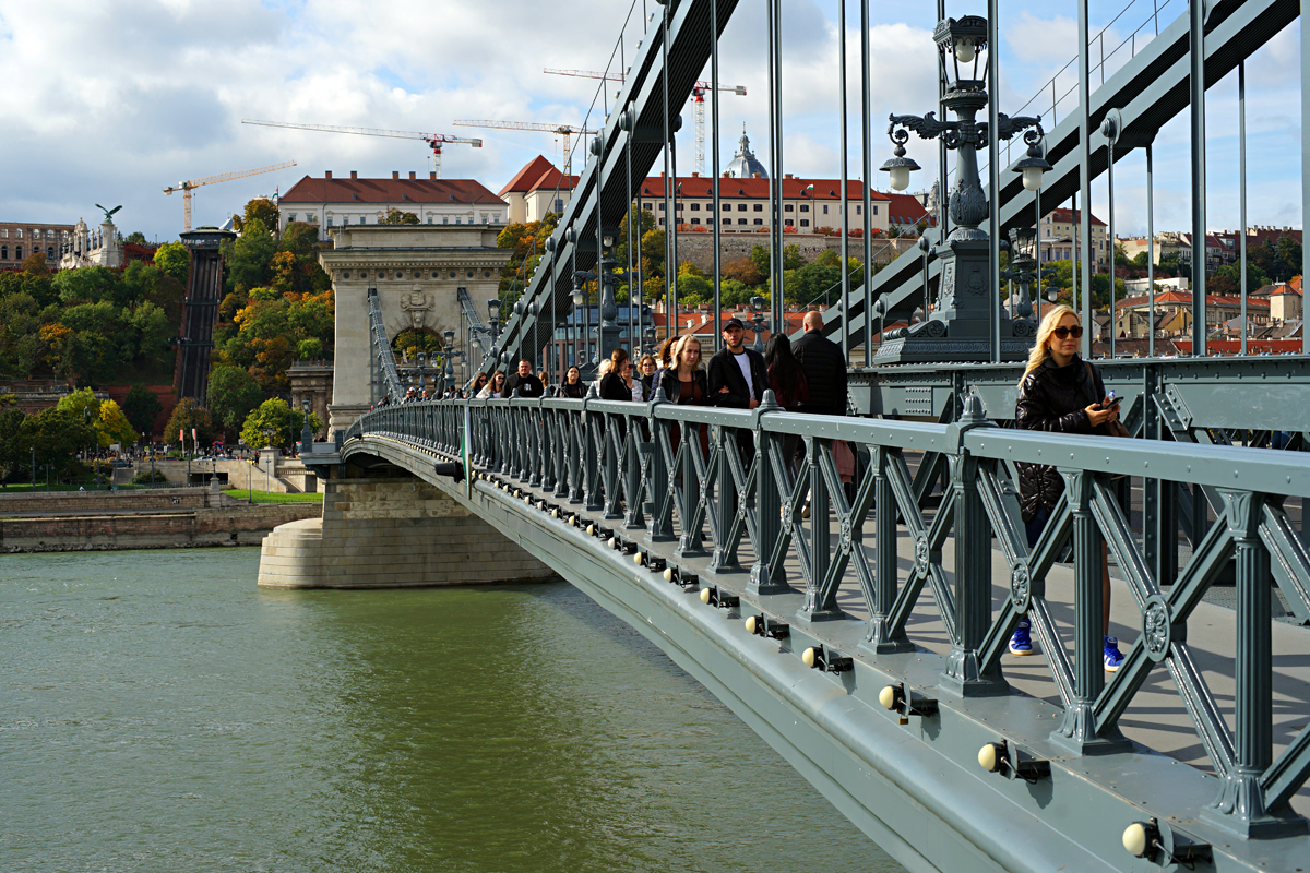 2025-10-11-Budapest-BUD00125 Kettenbrücke