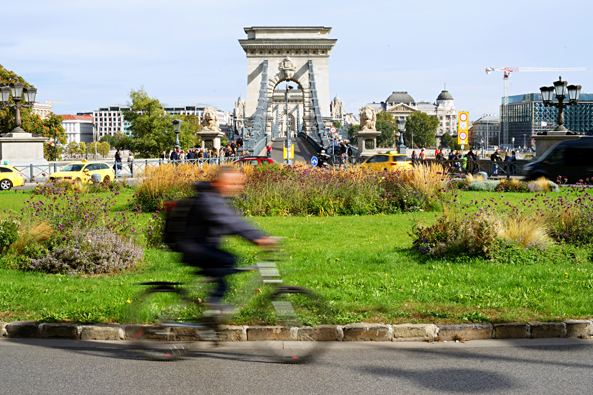 2025-10-11-Budapest-BUD00133 Kettenbrücke