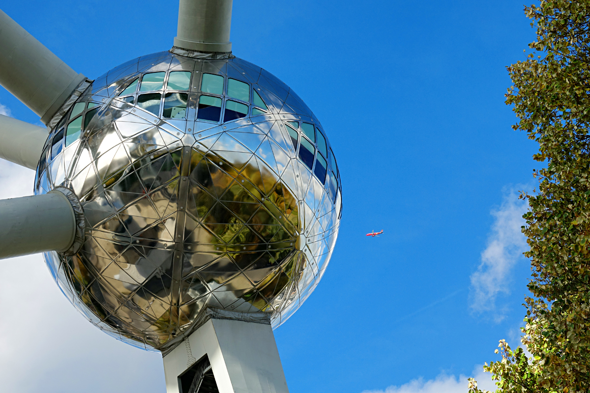 2025-10-30-Brüssel-BRU08249- Brüssel - Atomium