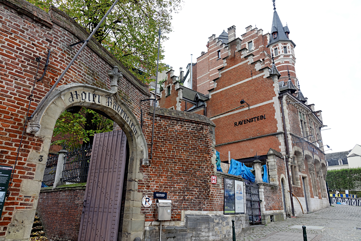 2025-10-31-Brüssel-BRU08313- Brüssel - Hôtel Ravenstein