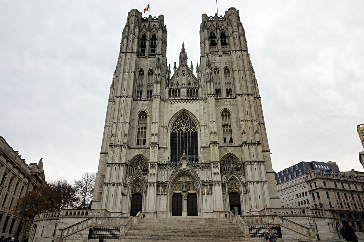 2025-10-31-Brüssel-BRU08321- Brüssel - Kathedrale St. Michael und St. Gudula