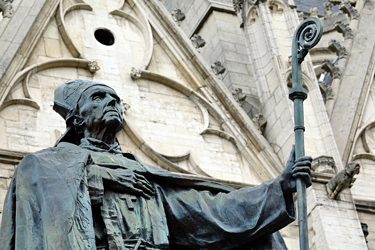 2025-10-31-Brüssel-BRU08326- Brüssel - Kathedrale St. Michael und St. Gudula