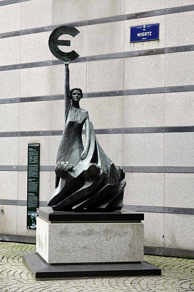 2025-10-31-Brüssel-BRU08338- Brüssel - Europaviertel Leopold