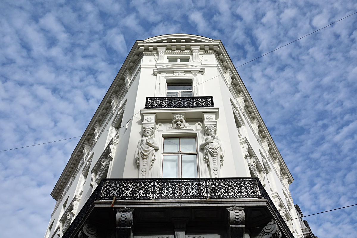 2025-10-31-Brüssel-BRU08384- Brüssel - Altstadt