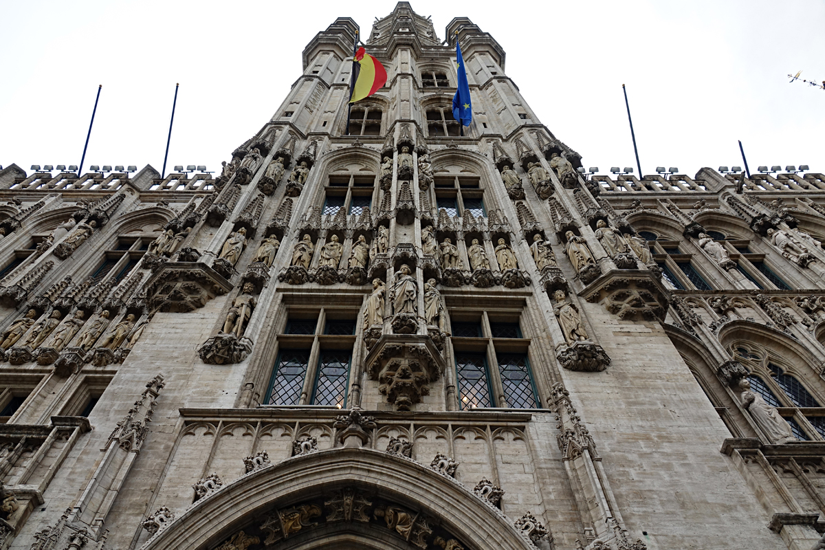 2025-10-31-Brüssel-BRU08445- Brüssel - Hôtel de Ville