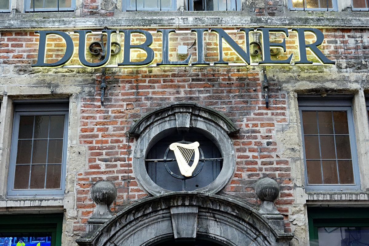 2025-10-31-Brüssel-BRU08455- Brüssel - Dubliner Pub