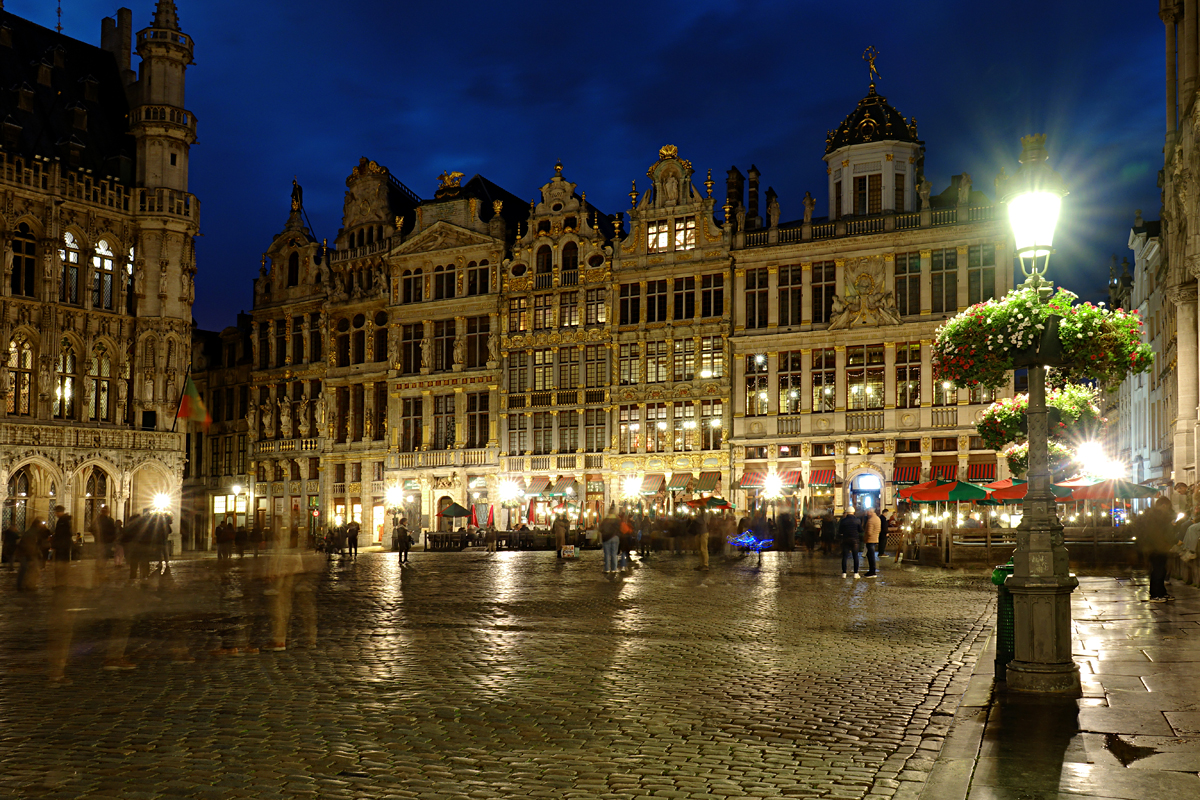 2025-10-31-Brüssel-BRU08533- Brüssel - Grote Markt