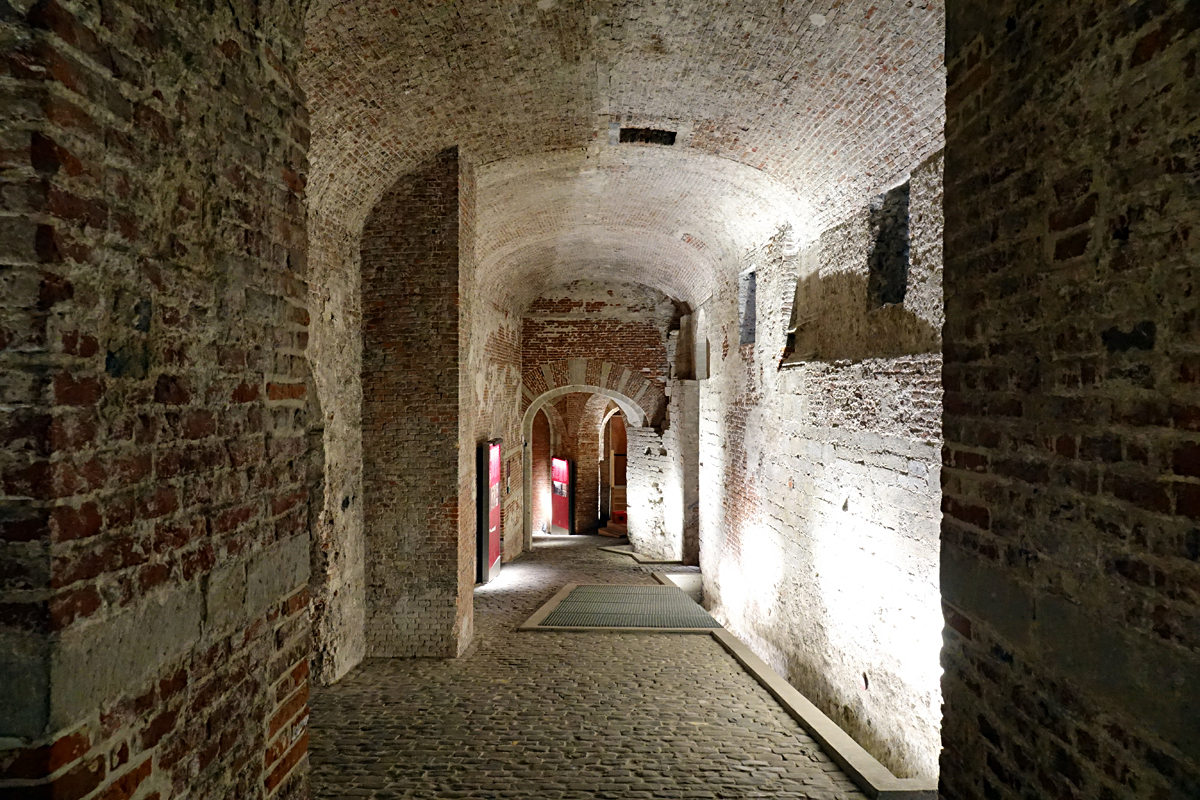 2025-11-01-Brüssel-BRU08562- Brüssel - Palais du Coudenberg