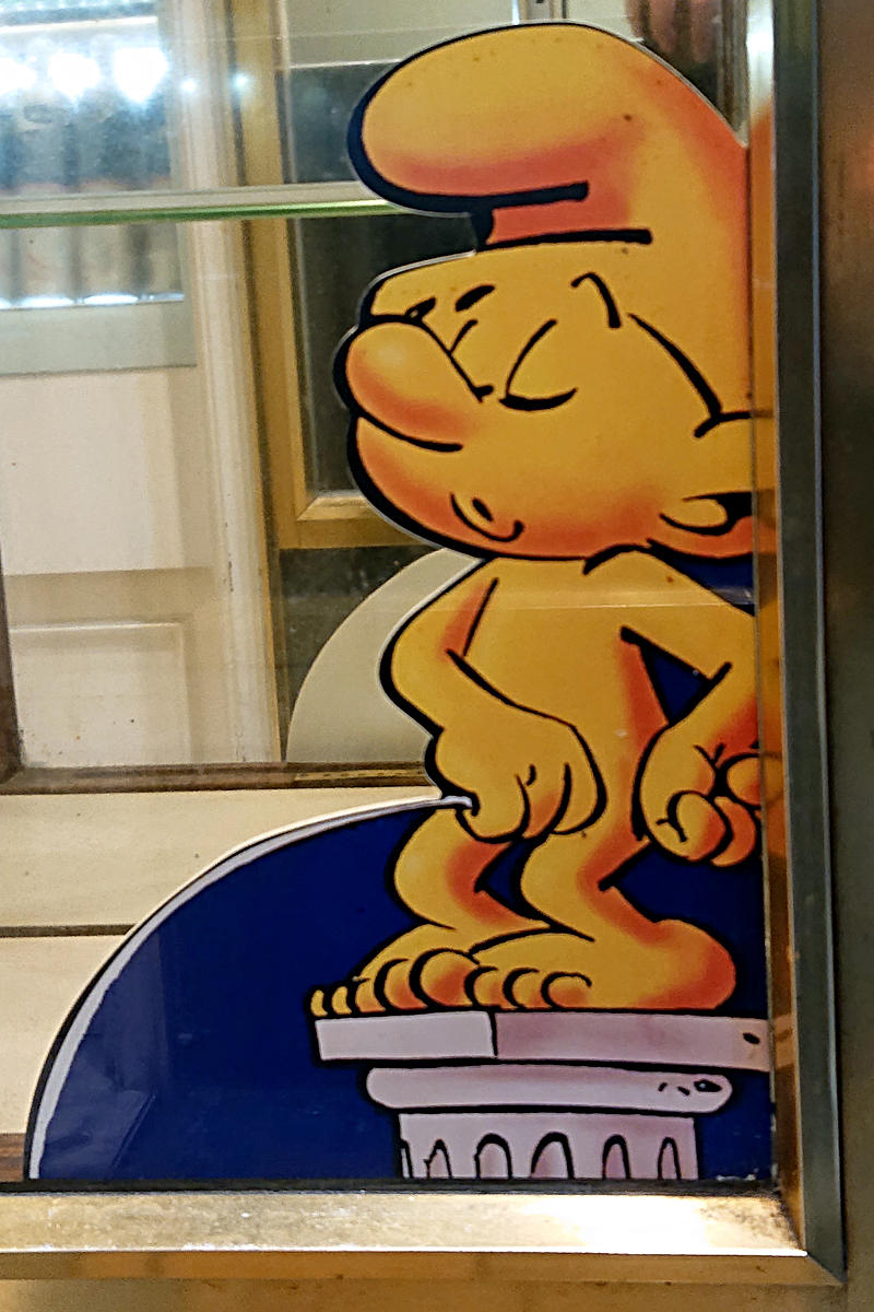 2025-11-01-Brüssel-DSC_0234- Brüssel - Schlumpferleichterung