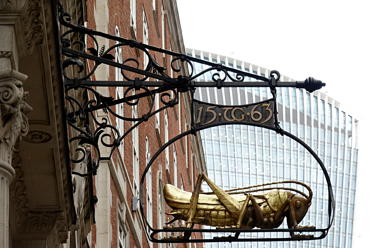 2020-01-03-London-DSC02480 London - Gresham-Grashopper