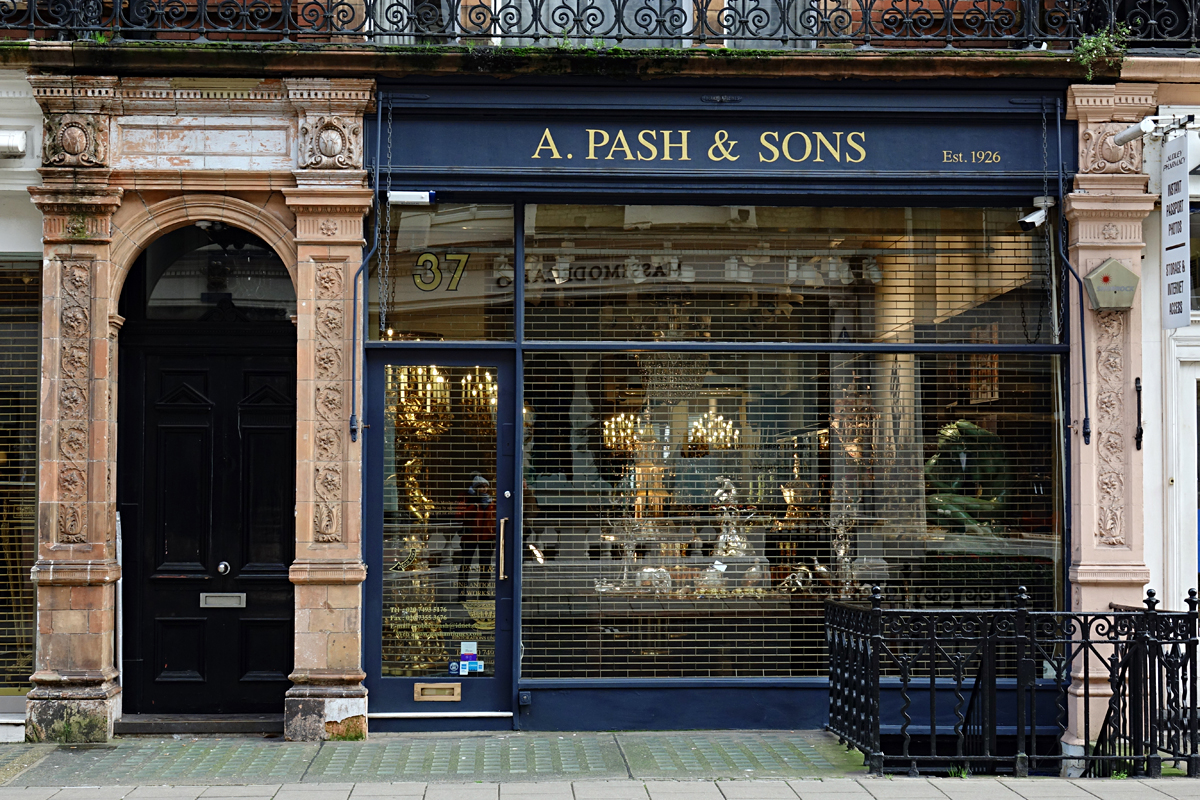 2020-01-04-London-DSC02661 London - A. Pash & Sons