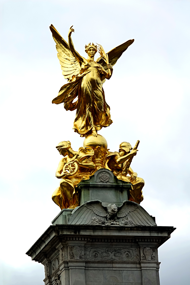 2020-01-04-London-DSC02674 London - Queen Victoria Memorial