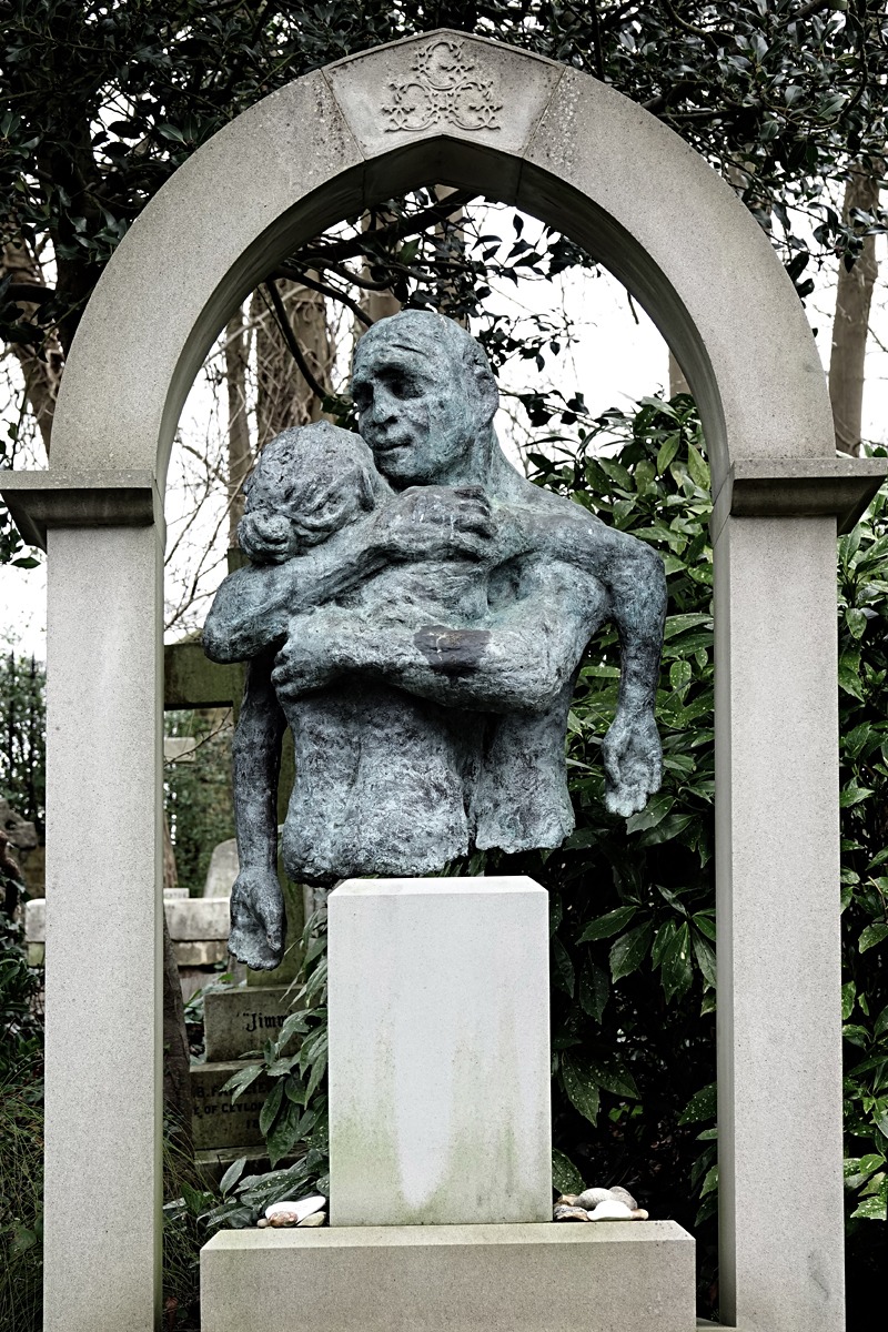 2020-01-05-London-DSC02977 London - Highgate Cemetery