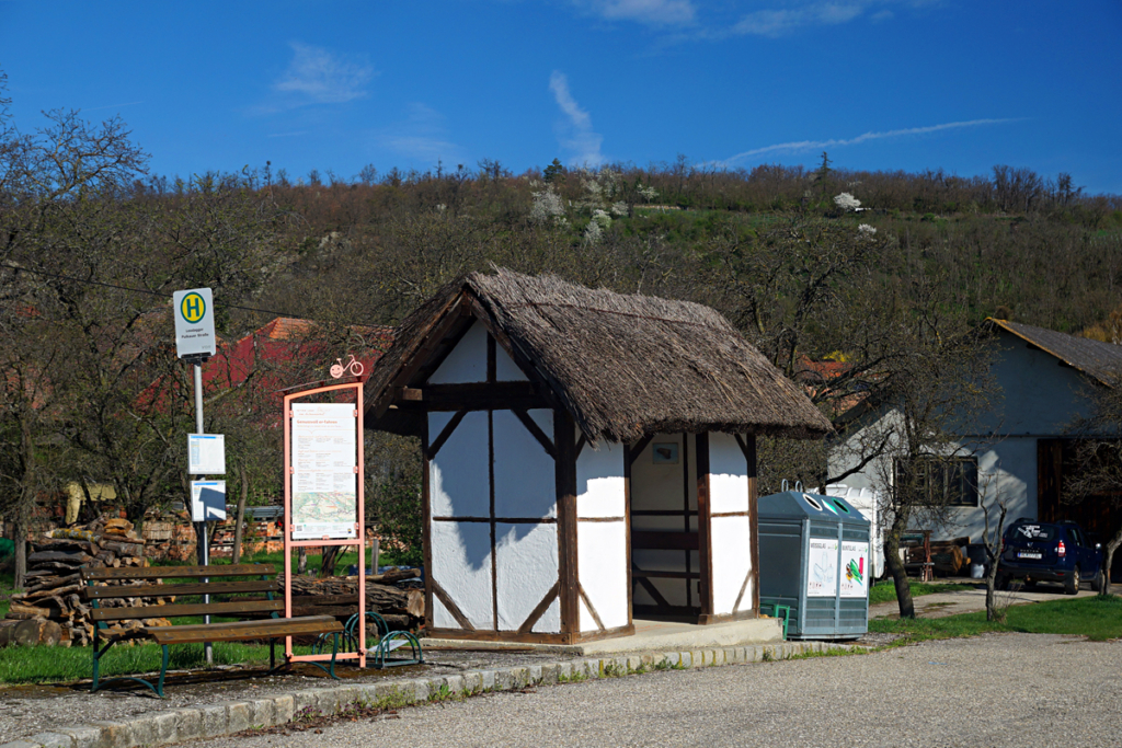 Leodagger - Bushütte