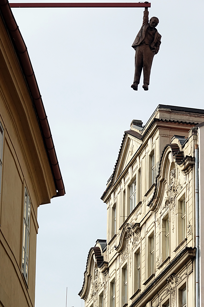 2019-05-04-Prag-DSC08805 Prag 2019 - Hängender Mann