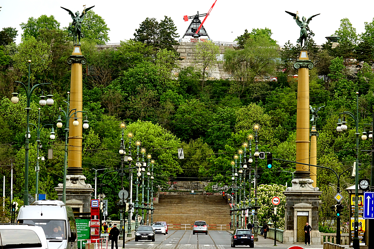 2019-05-04-Prag-DSC08834 Prag 2019 - Čech-Brücke
