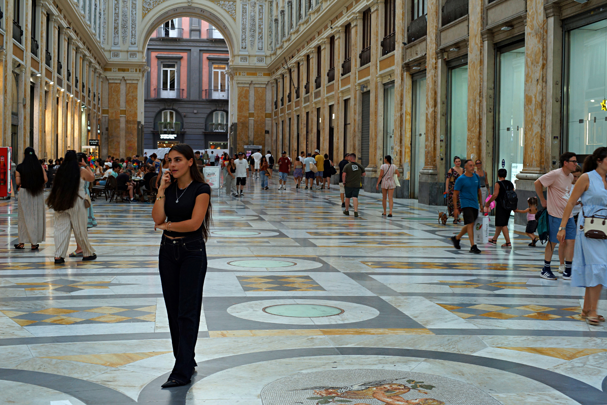 Neapel - Galleria Umberto I.