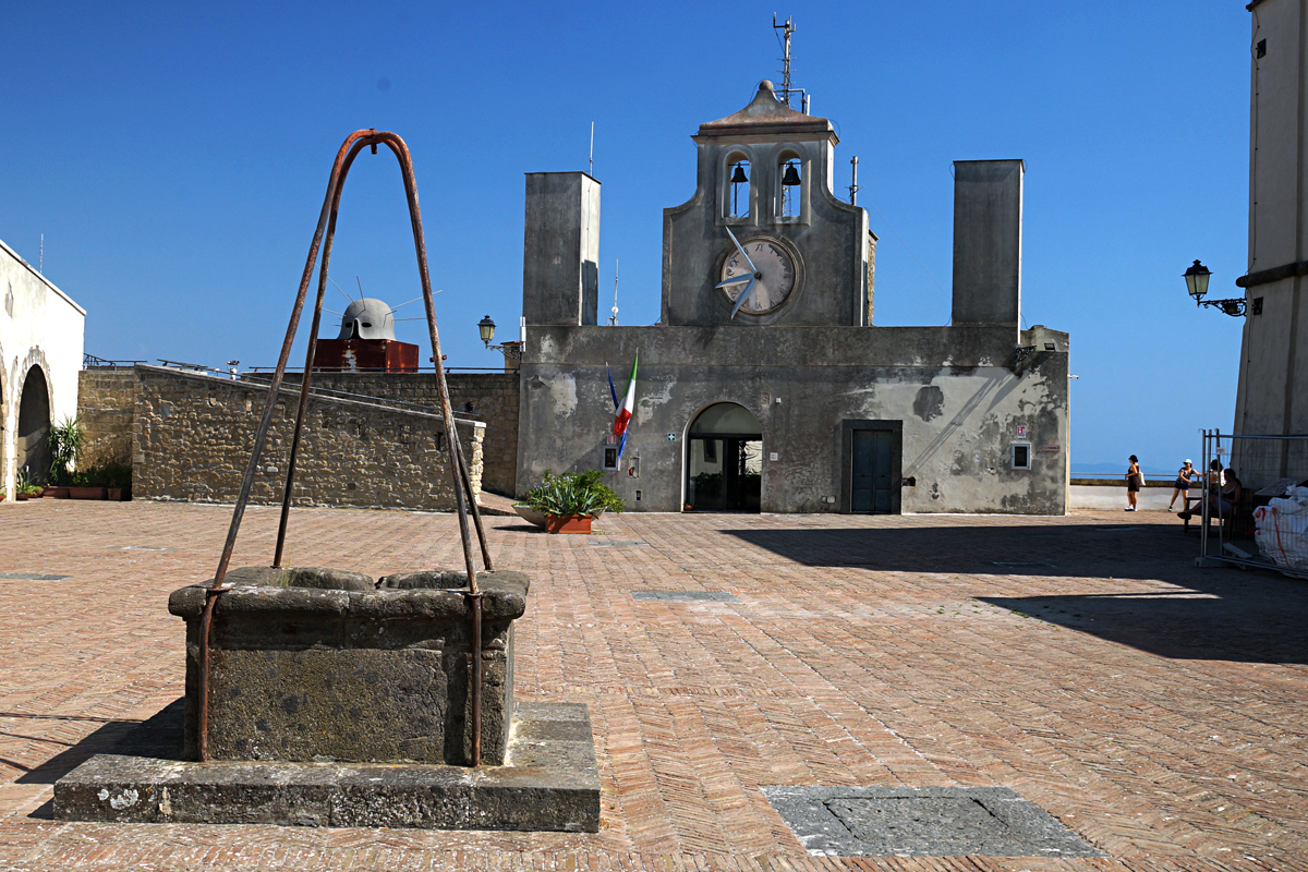 Neapel - Castel Sant’Elmo